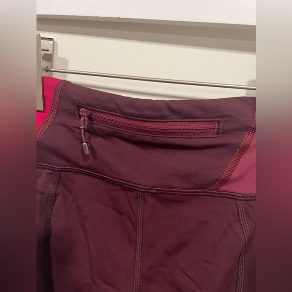 Lululemon leggings, size 4 - Picture 9 of 12